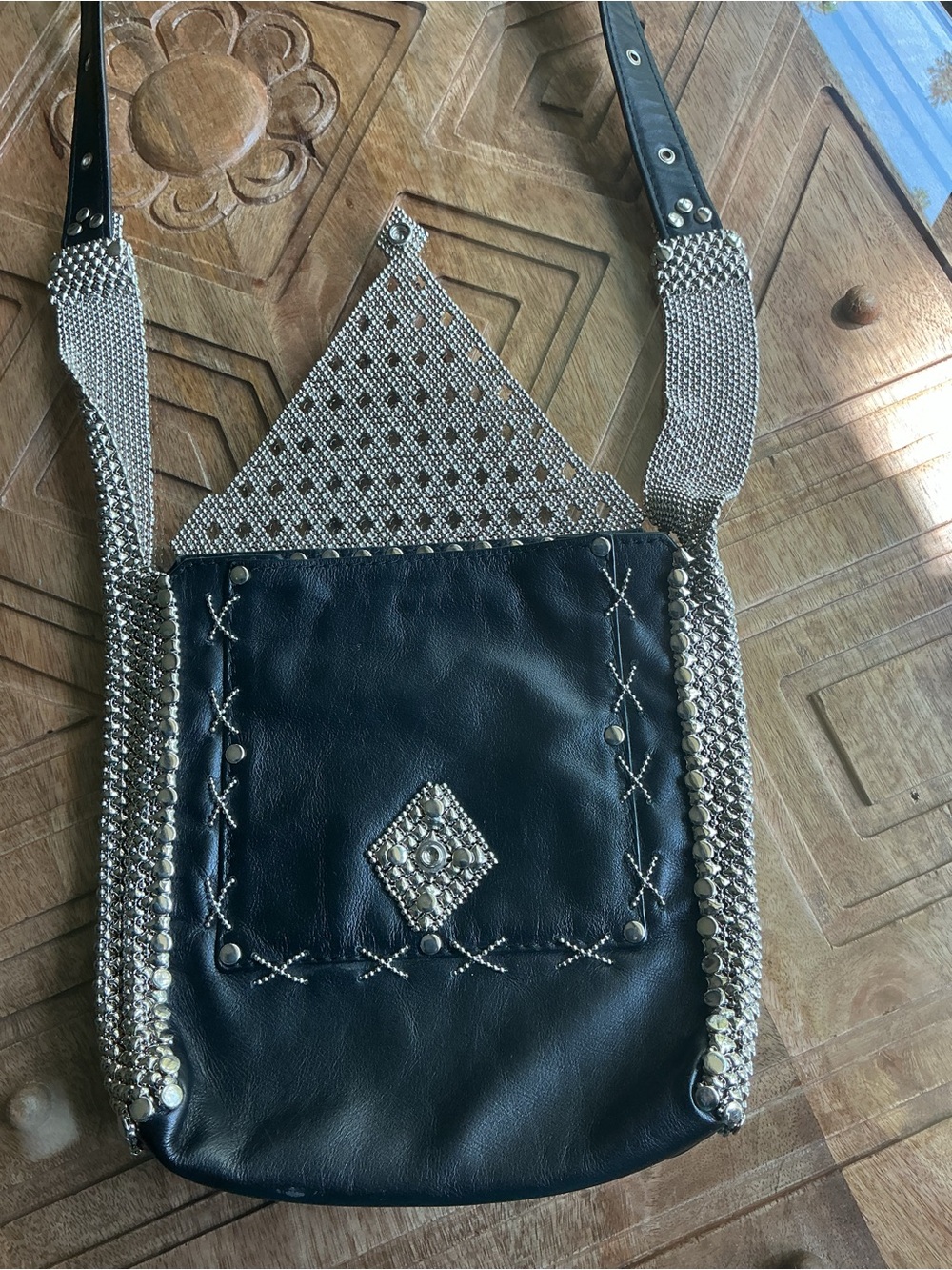 Liquid Metal by Sergio Gutierrez , Black Leather Crossbody Bag, Chrome Detail - Picture 3 of 5